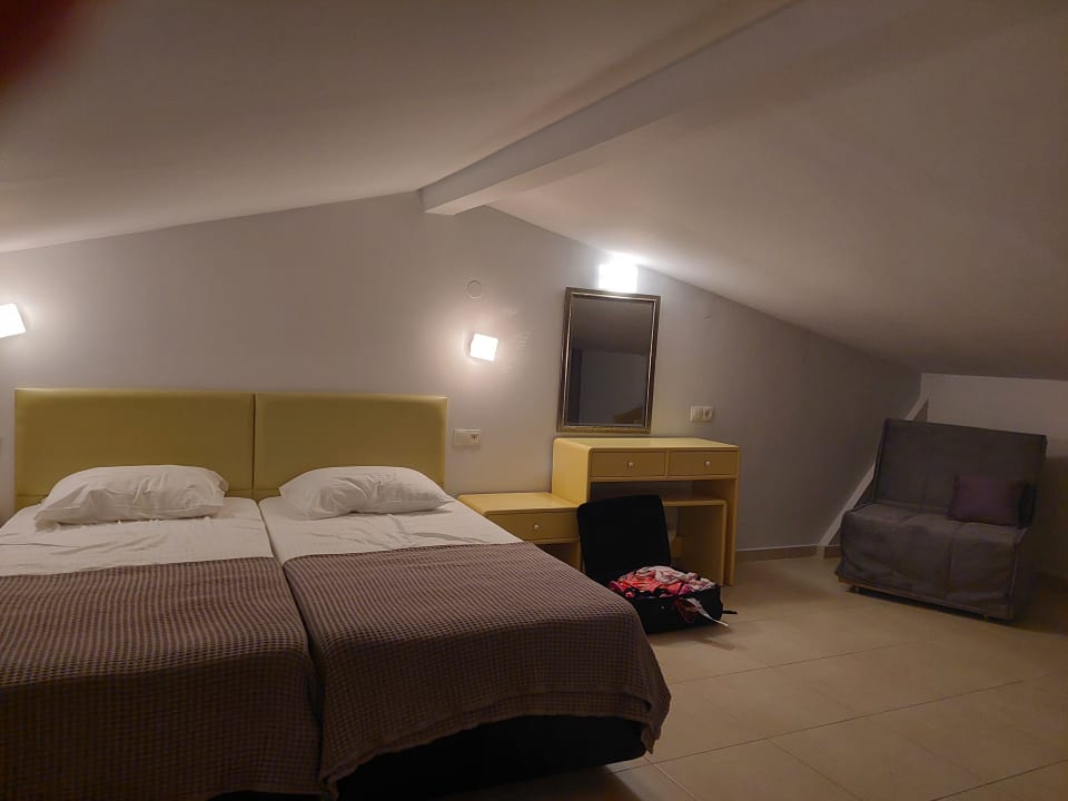 Zimmer Lagomandra Hotel & Spa