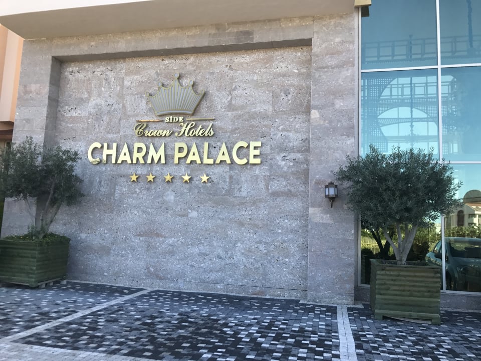 Außenansicht Well Palace Side