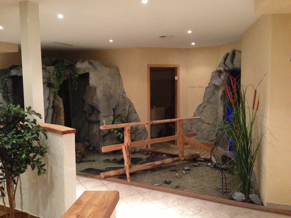 Schöne Saunalandschaft Waldhotel Doldenhorn & Landgasthof Ruedihus