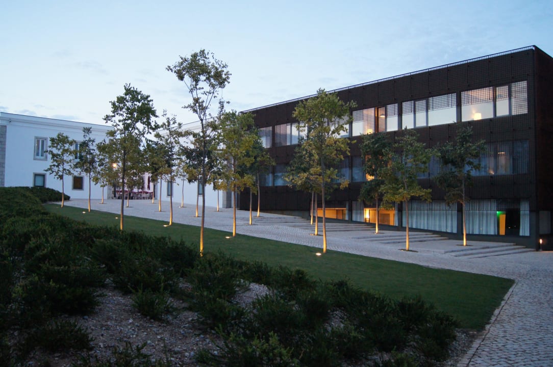 Wewnętrzny dziedziniec Pestana Cidadela Cascais - Pousada & Art District