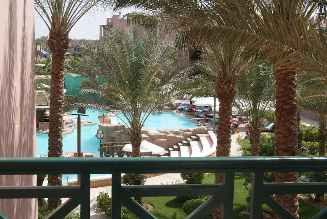 Widok z pokoju 869 Rehana Sharm Resort Aqua Park & Spa