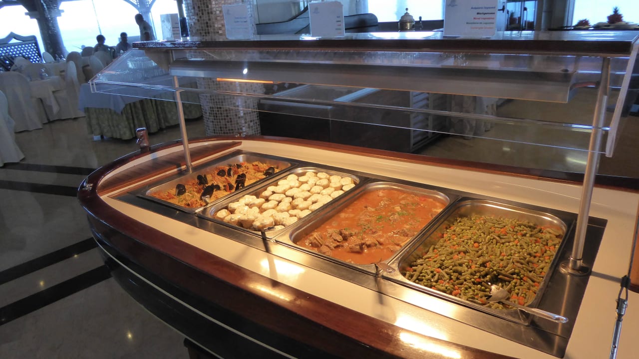 Hasuptgerichte Hotel Kalithea Horizon Royal