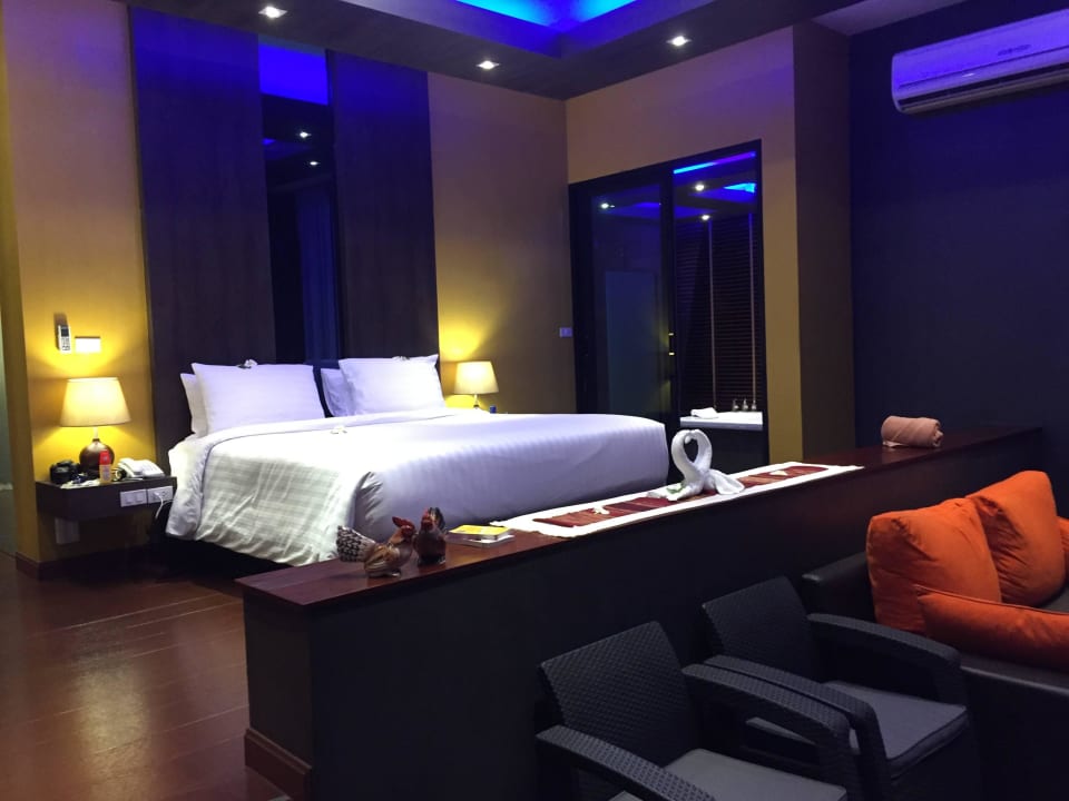 Deluxe Jacuzzi Grande Panviman Resort Koh Phangan