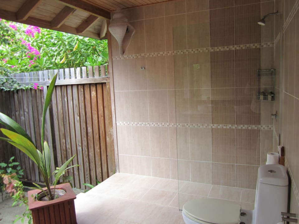 Offenes Bad Kuredu Island Resort & Spa