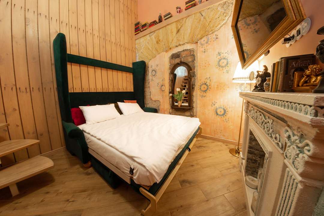 Zimmer Boutique apartments Mason in historical Odessa