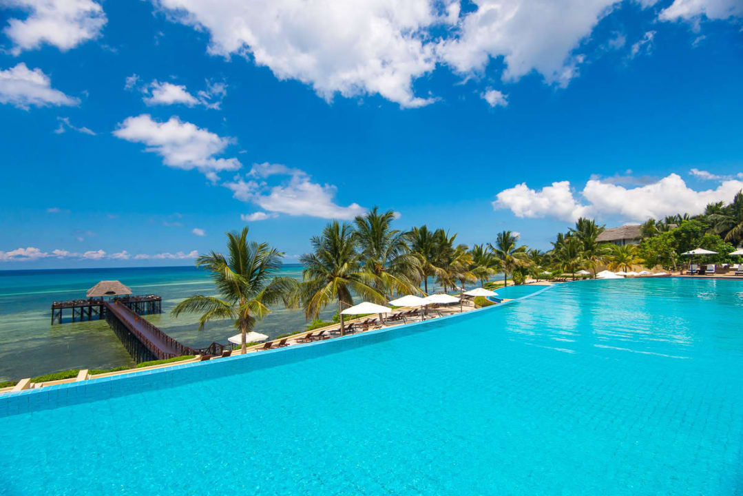 View of the Pool Sea Cliff Resort & Spa