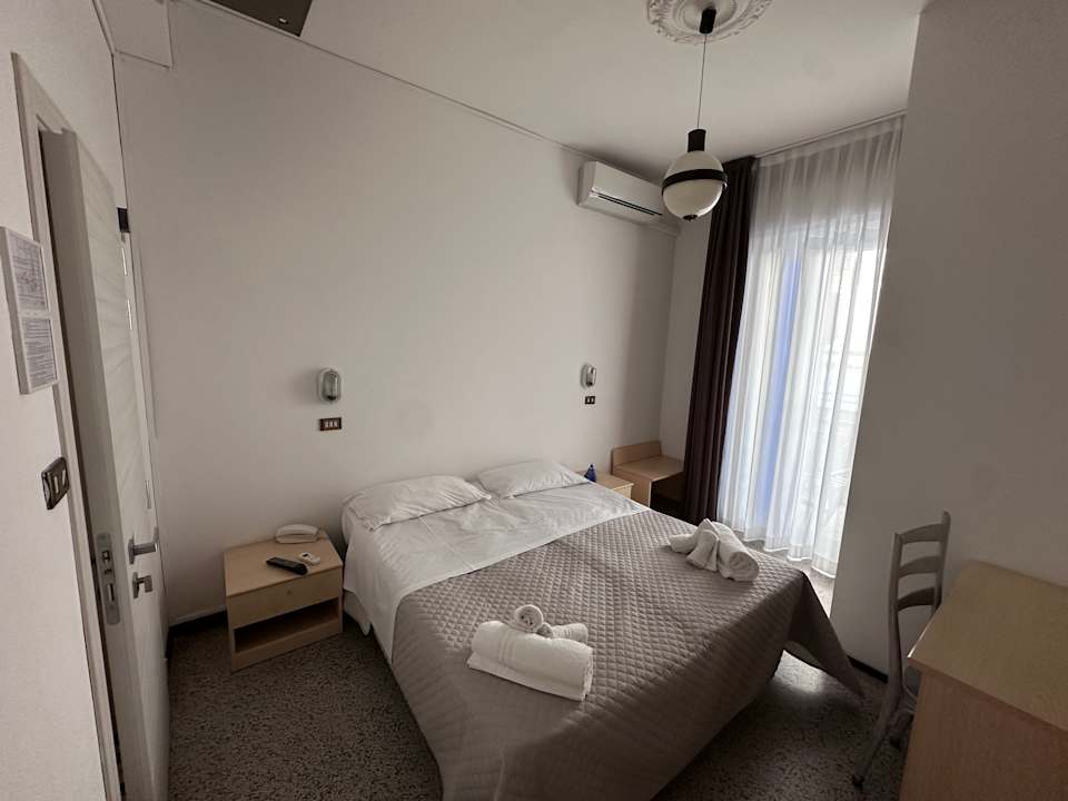 Zimmer Hotel Ideal