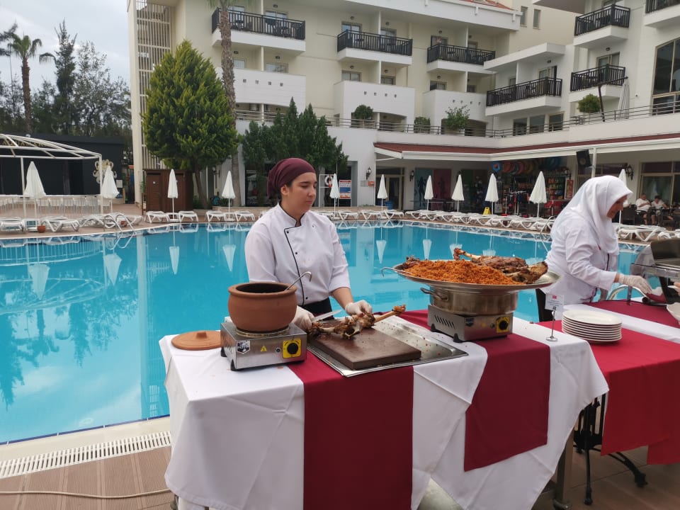 Gastro Side Aquamarin Resort & Spa