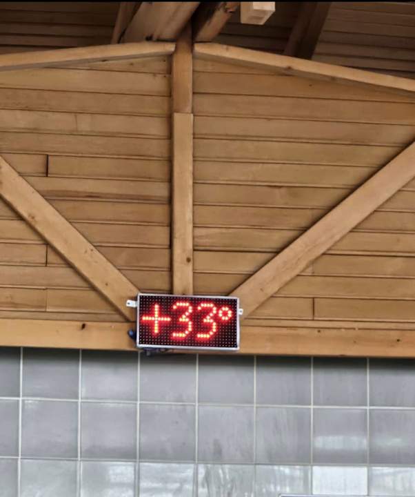 Strand Saturn Palace Resort Hotel