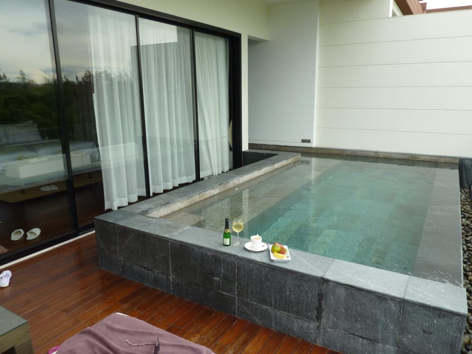 Deluxe-Sky-Pool-Suite  Cape Nidhra Hotel Hua Hin