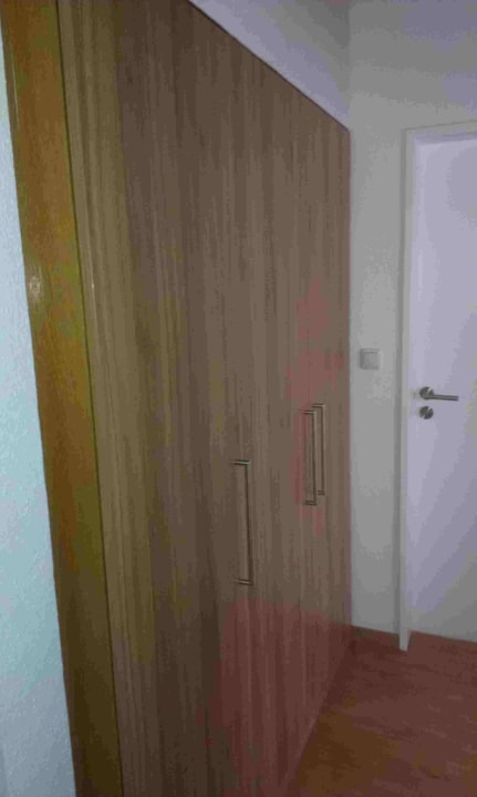 Kleiderschrank Hotel Drei Löwen