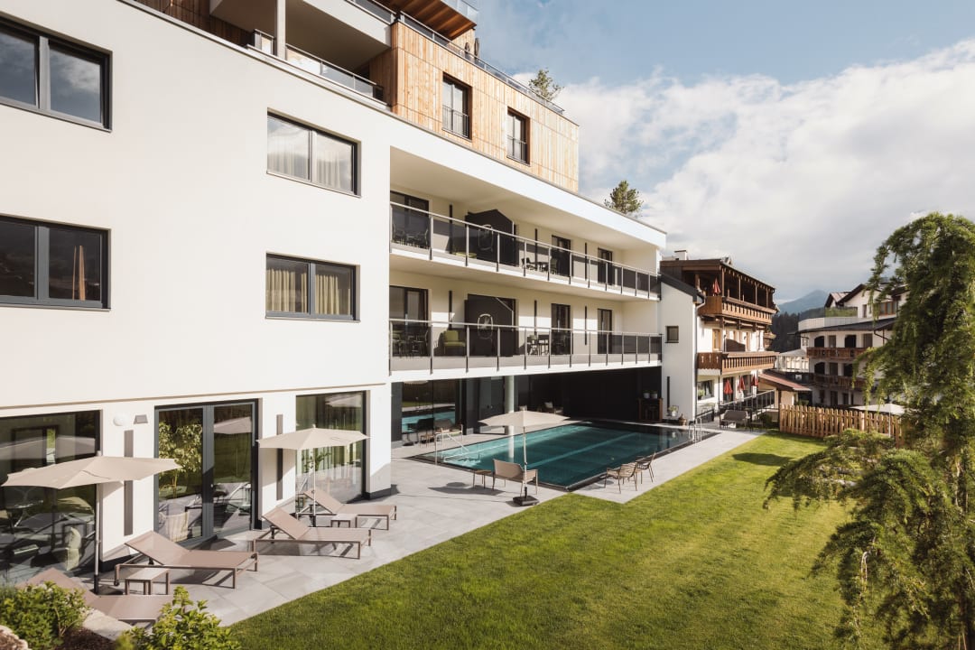 Pool alpina&more APARTMENTS | ZIMMER