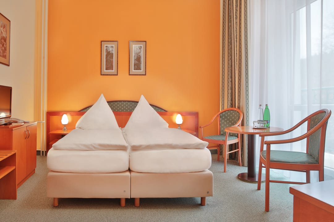 Zimmer Hotel Villa Regent