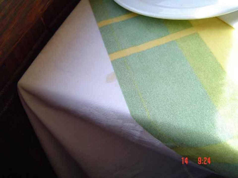 So sehen die Tischdecken aus Hotel Oasis Dunas