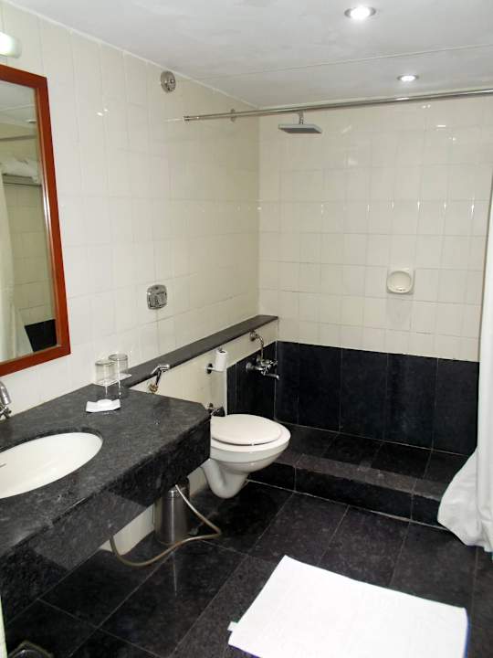 Modernes Bad Hotel Ramada Chennai Egmore