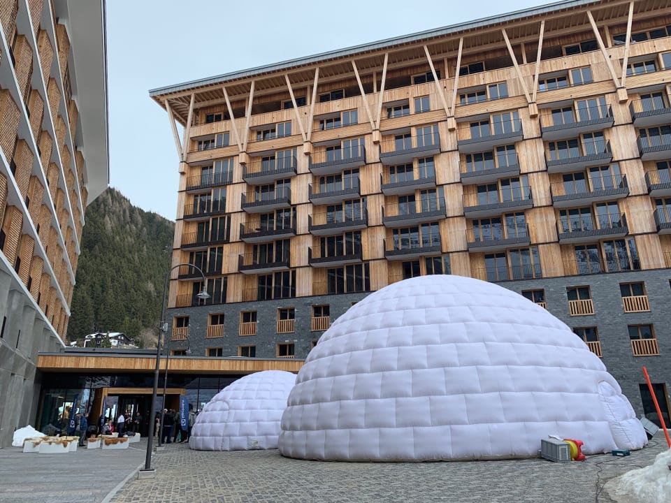 Außenansicht Radisson Blu Hotel Reussen, Andermatt