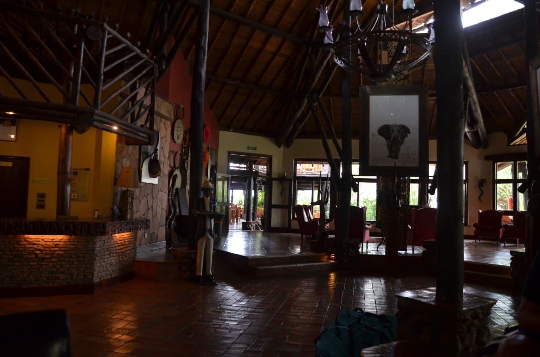 Lobby Ol Tukai Lodge