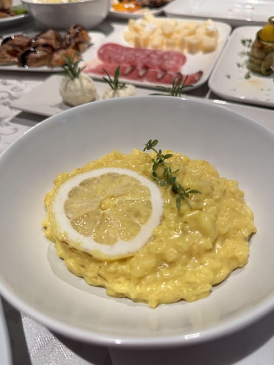 Gastro Villa Nadya by GardaDoma