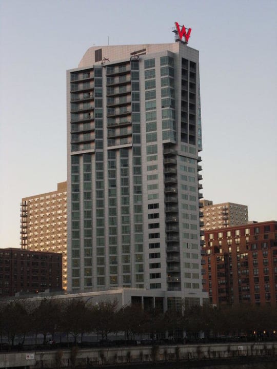 Blick auf das W Hotel W Hotel Hoboken