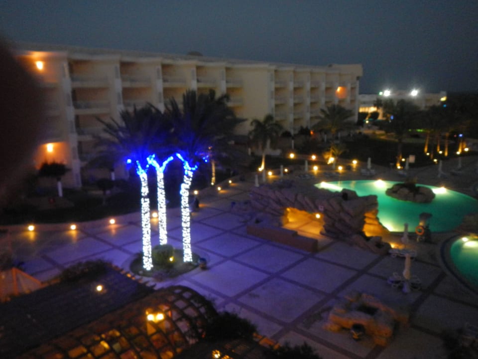 Bei Nacht Palm Royale Resort - Soma Bay