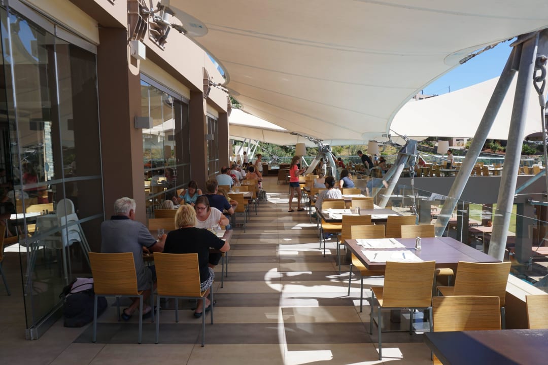 Terrasse des Restaurants Atlantica Mikri Poli Crete