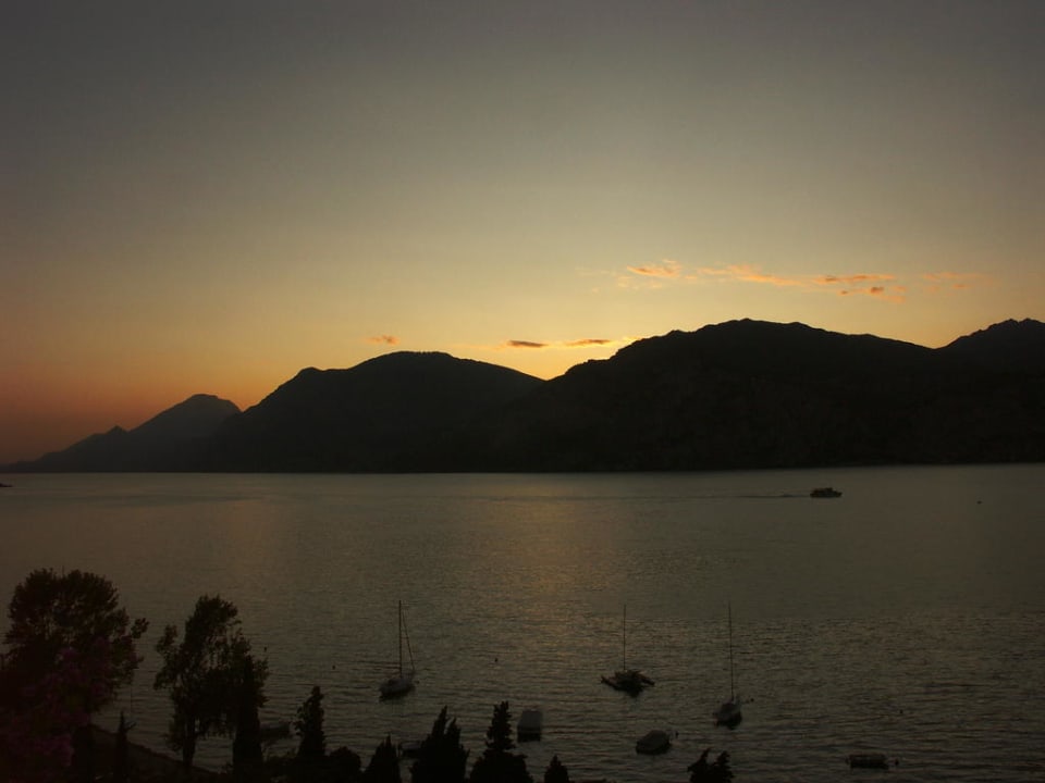 Ausblick vom Zimmer am Abend Hotel Garni Casa Alessandra