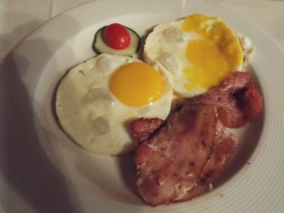 Frühstück 2.Gang Palmwag Lodge