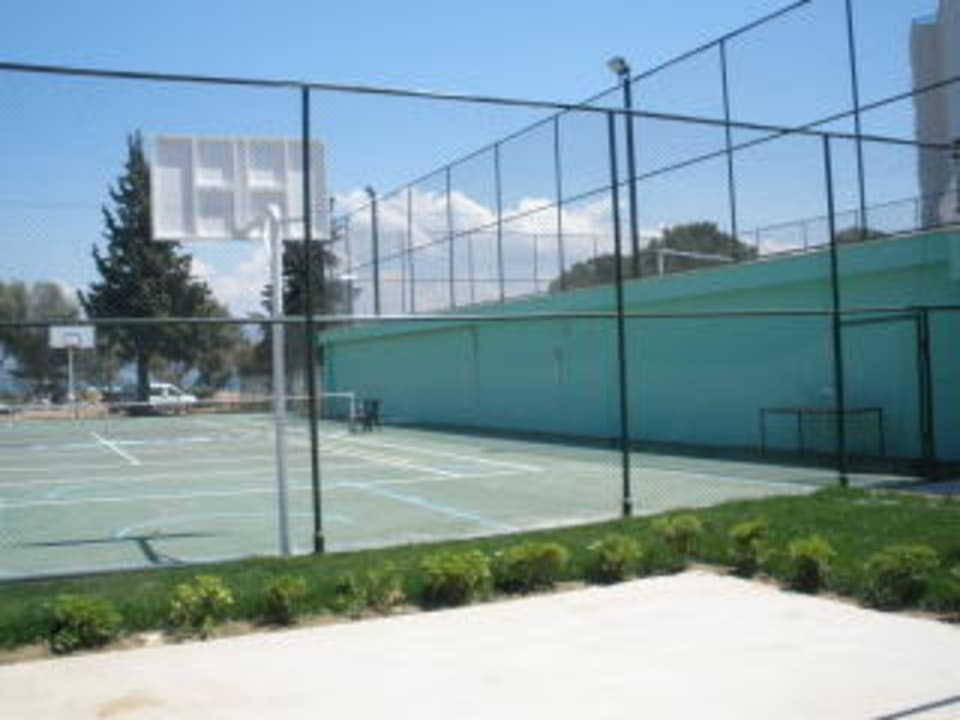 Tennisplatz Venosa Beach Resort & Spa