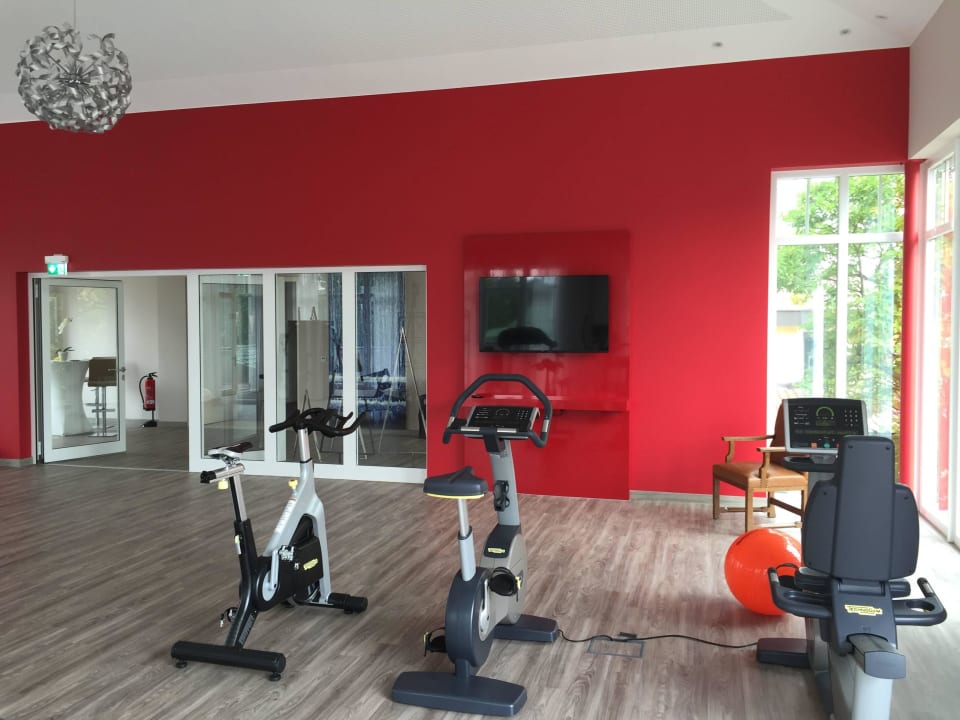 Teilansicht Fitnessraum Kurhotel Zink