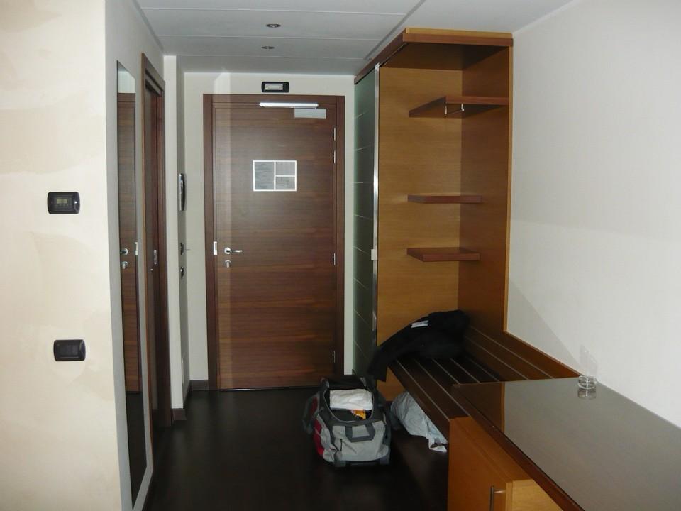 Zimmereingang Hotel Red's Redaelli