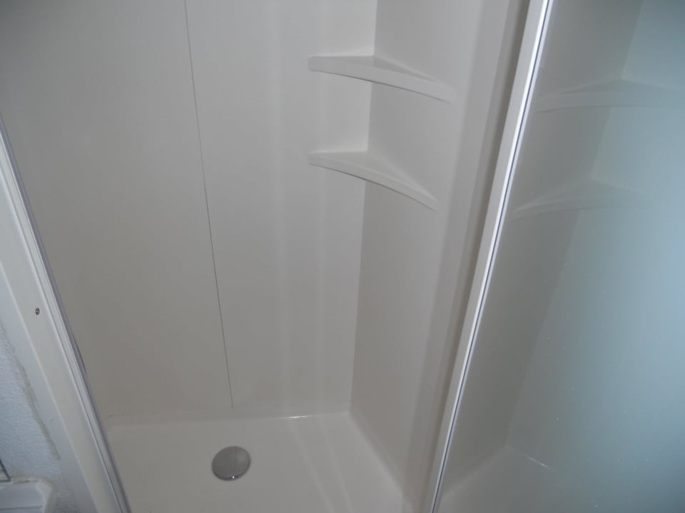 Dusche... ibis budget Hotel Paris Porte d'Orleans