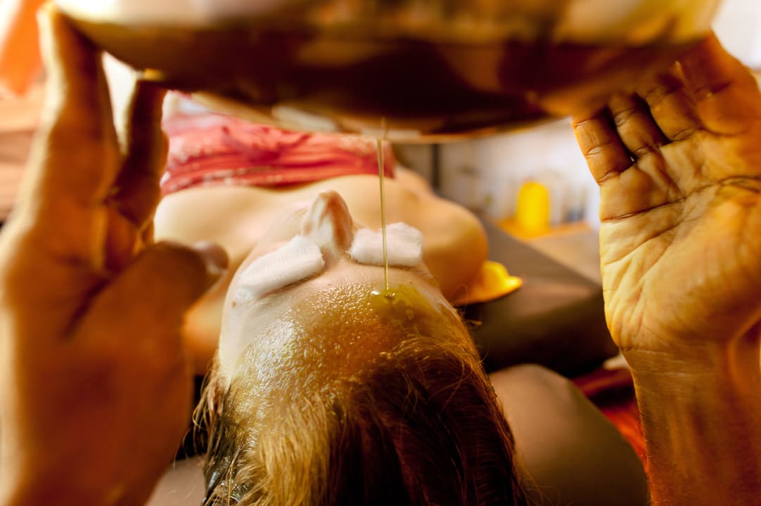 Shirodhara Surya Lanka Ayurveda Beach Resort