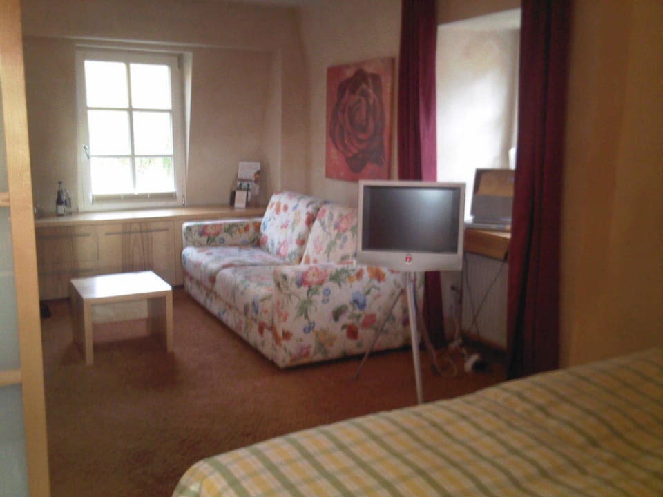 Blick vom Schlafraum zur Sitzecke BollAnts Spa im Park