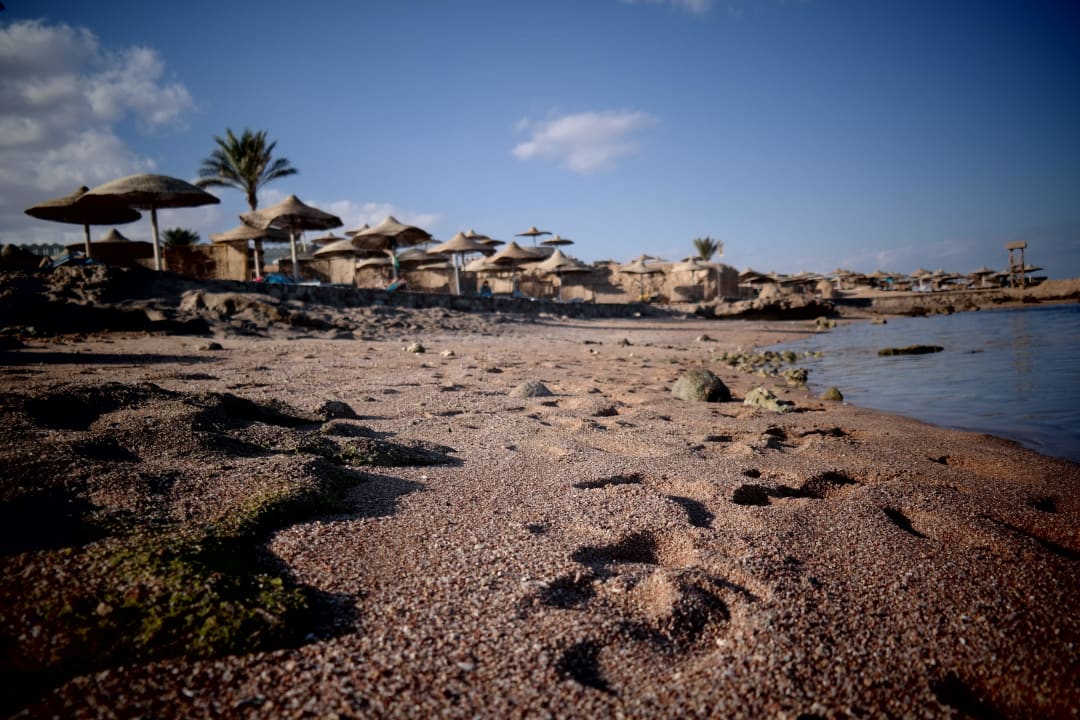 Teil des Strandes Charmillion Sea Life Resort