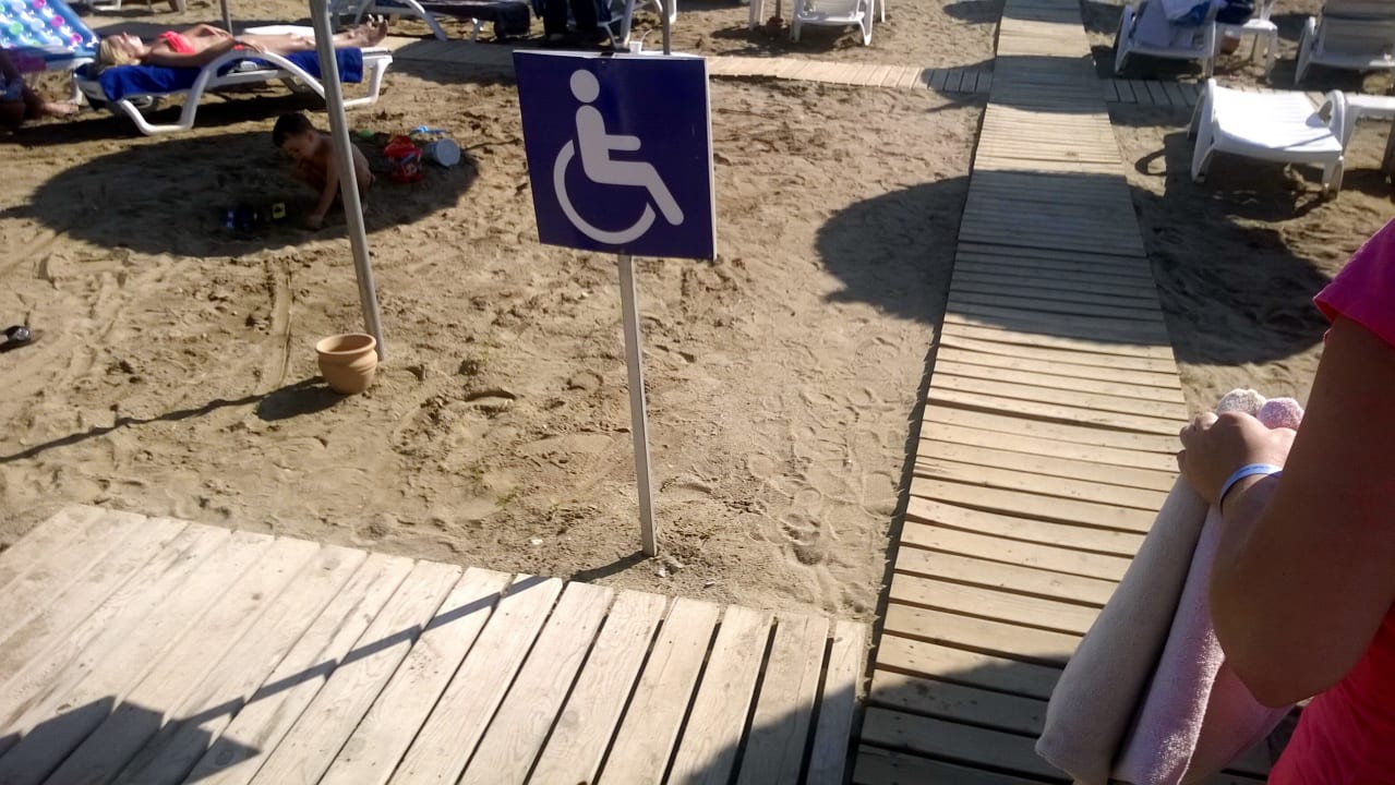 Strand Wege besonders für die Behinderten geeignet Quattro Beach Spa & Resort