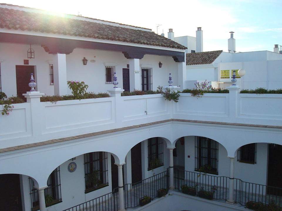 Hotelanlage mit Innenhof Hotel Los Helechos