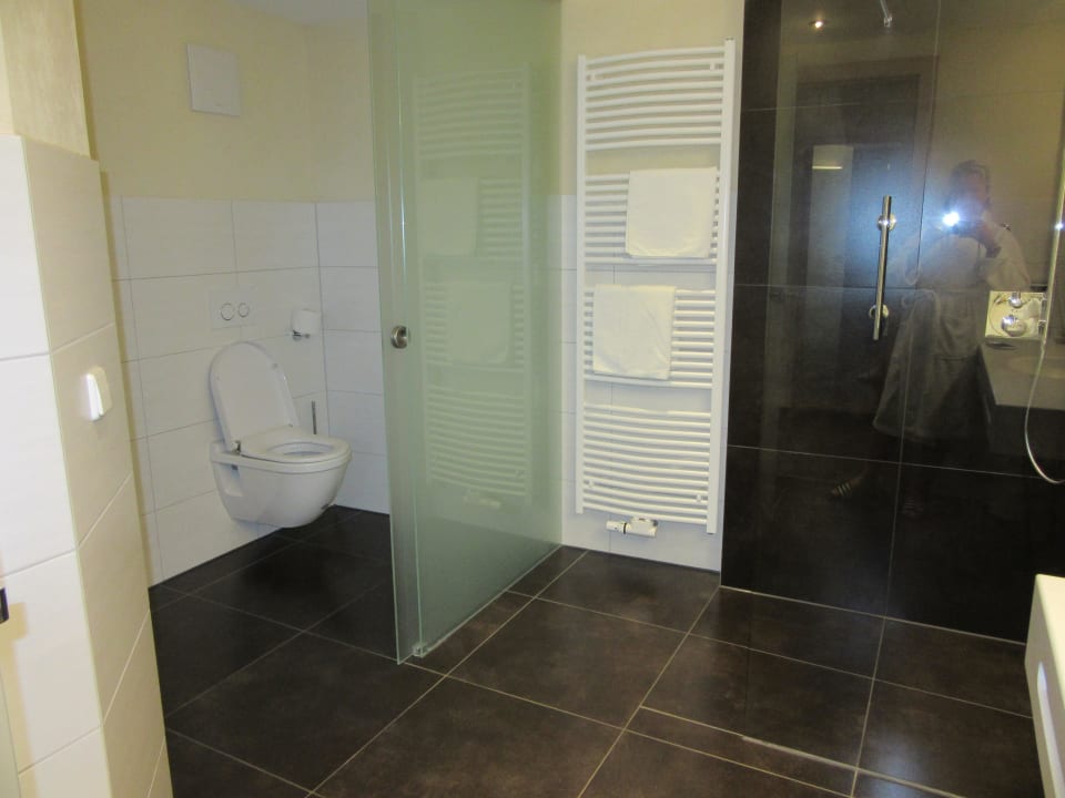 Badezimmer Adlerhorst Naturparkhotel Adler