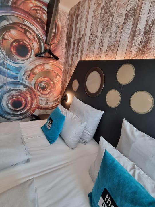 Zimmer Holiday Inn - the niu, Brass München Olympiapark