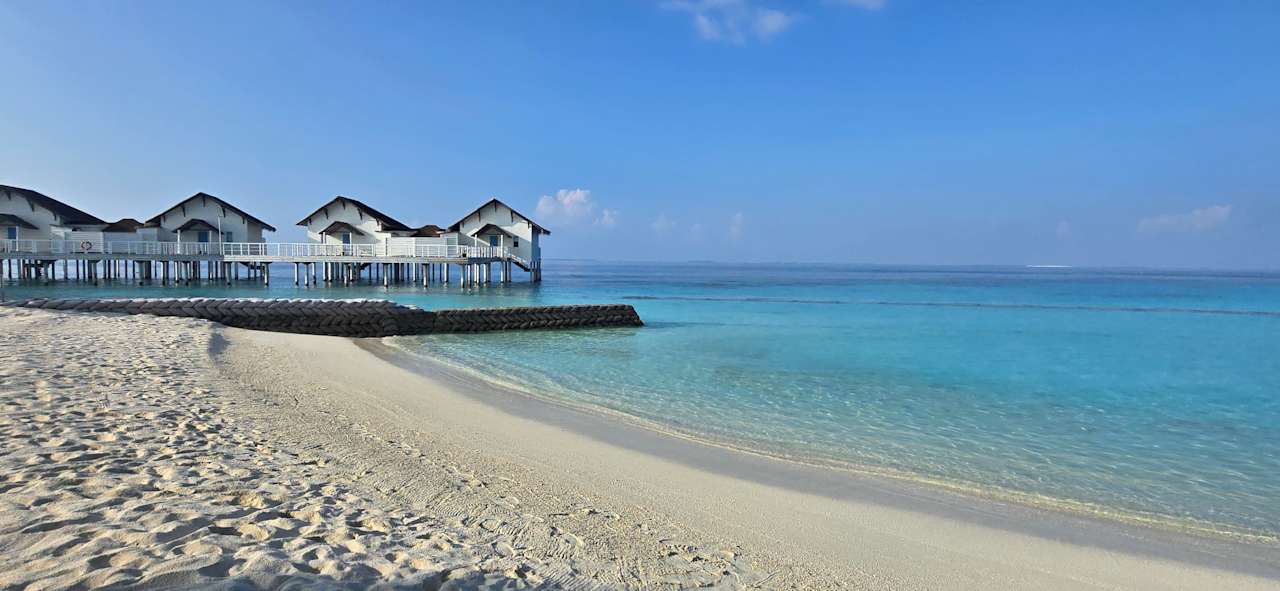 Strand Machchafushi Island Resort & Spa Maldives, The Centara Collection