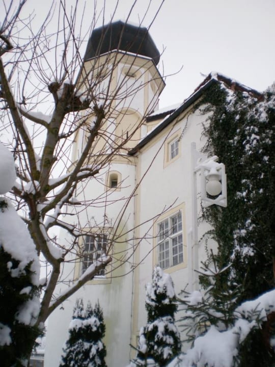 Schloßhotel Neufahrn Schlosshotel Neufahrn