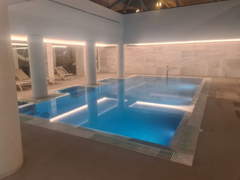 Pool CM Playa del Moro