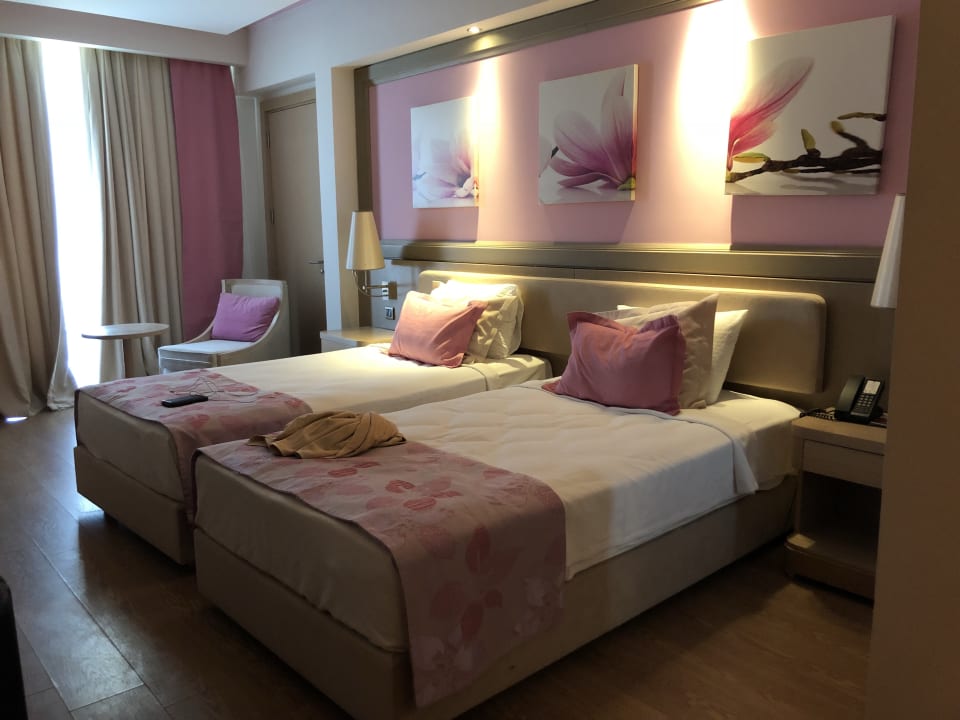 Zimmer Royal Teos Thermal Resort Clinic & SPA