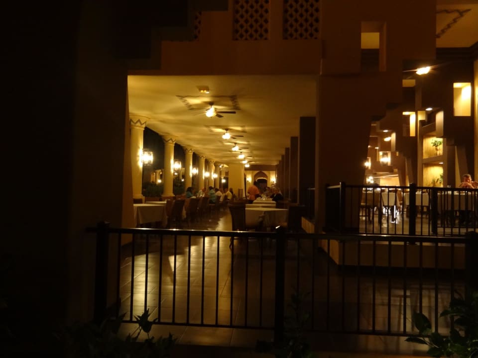 Abends im Restaurant Bereber Hotel Riu Touareg