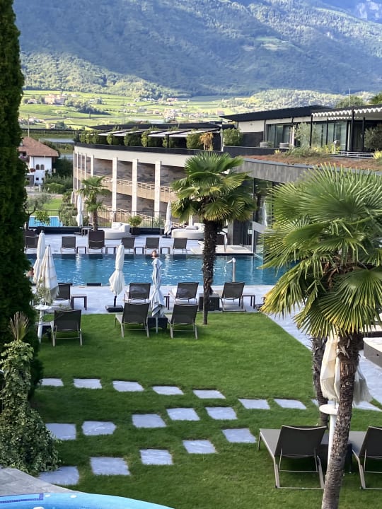 Pool Weinegg Wellviva Resort