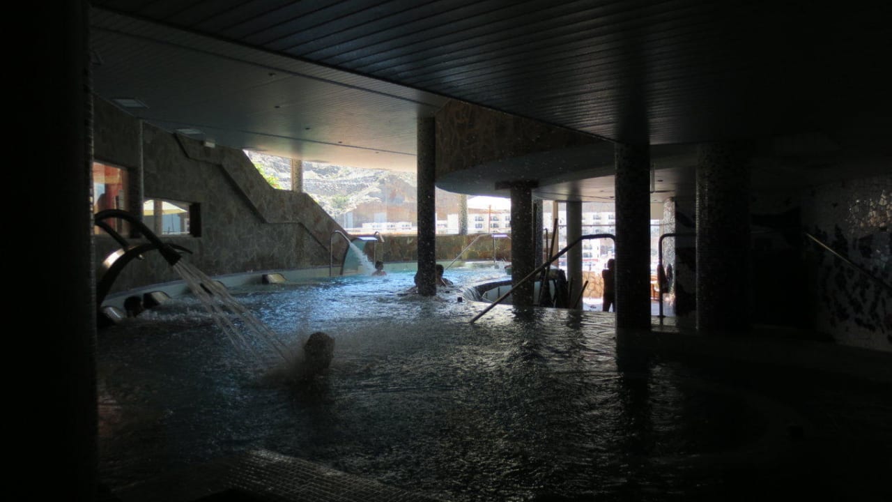 Uberall Massagenduschen/liegen Gloria Palace Royal Hotel & Spa