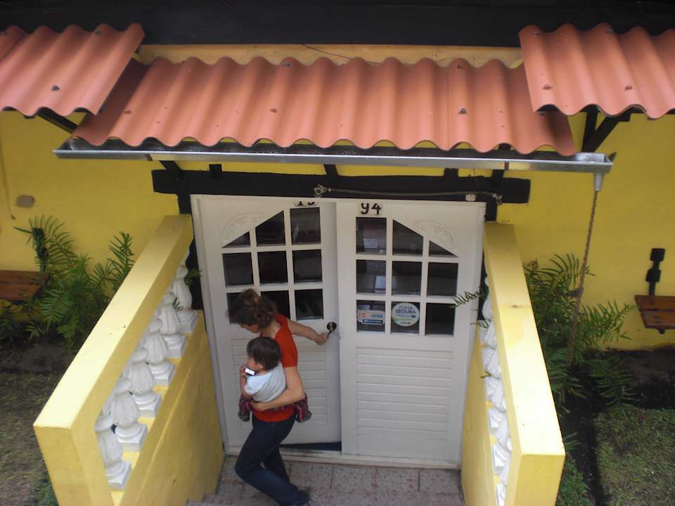 Entrda al restaurante B&B La Casa Amarilla