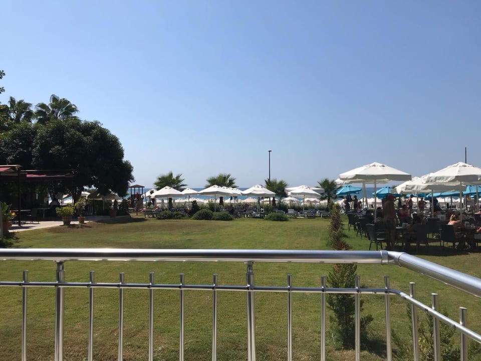 Gartenanlage Hotel Sirma