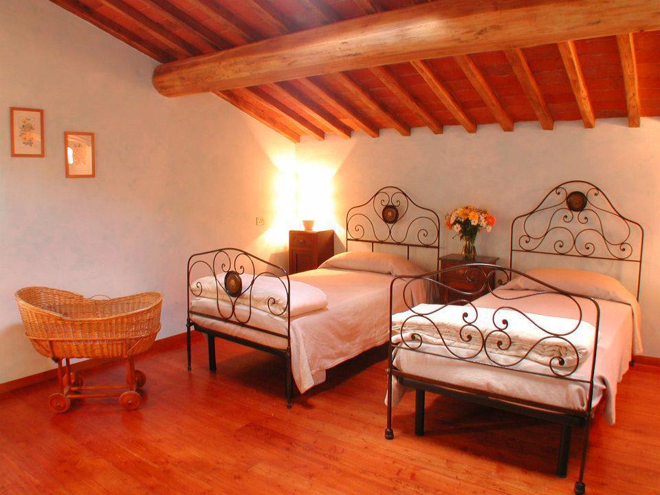 Vigneto bedroom Agriturismo Odina