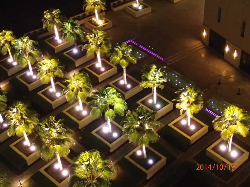 Blick vom Balkon Crowne Plaza Hotel Yas Island