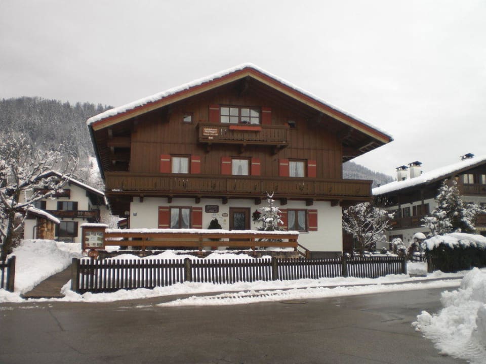 Außenansicht Gästehaus Höflinger